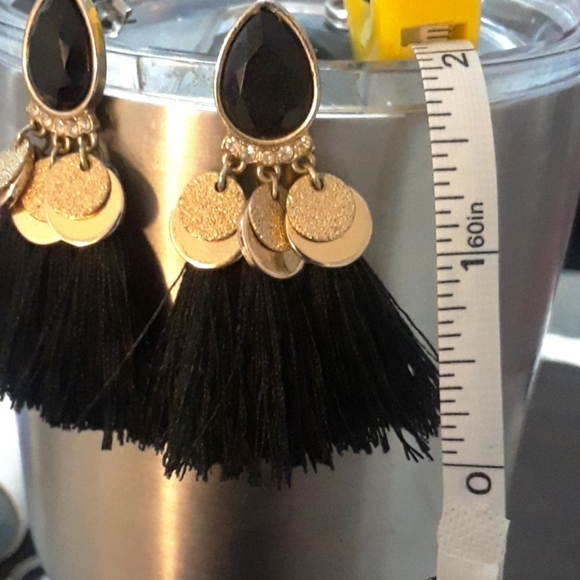 Black/gold tassel earrings - Picture 3 of 3
